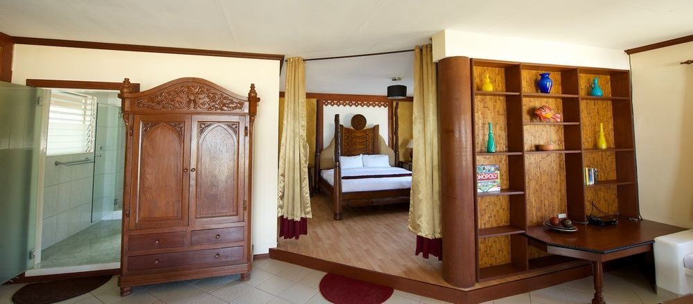 Thresher Cove Dive Resort Logon Dış mekan fotoğraf