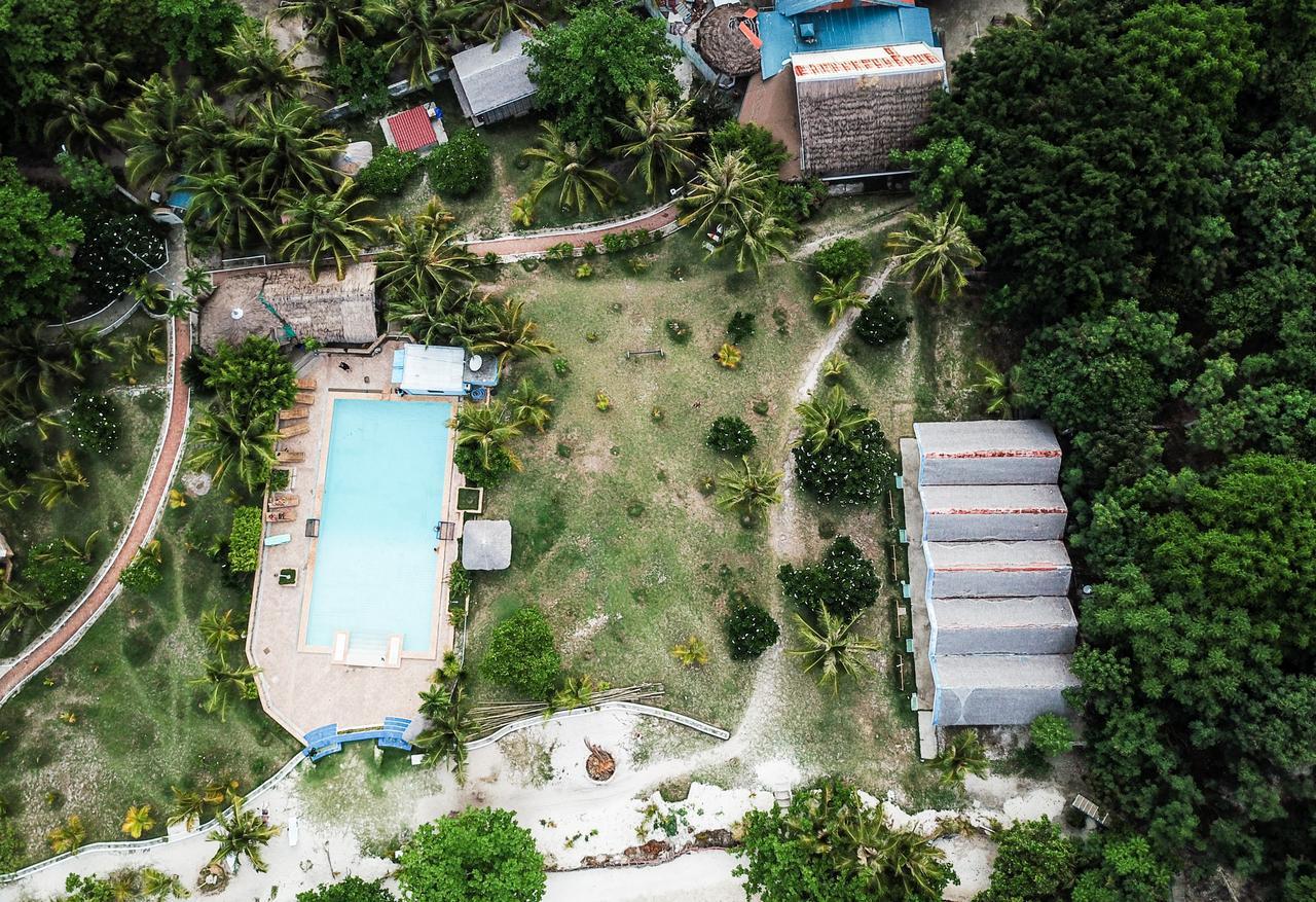 Thresher Cove Dive Resort Logon Dış mekan fotoğraf