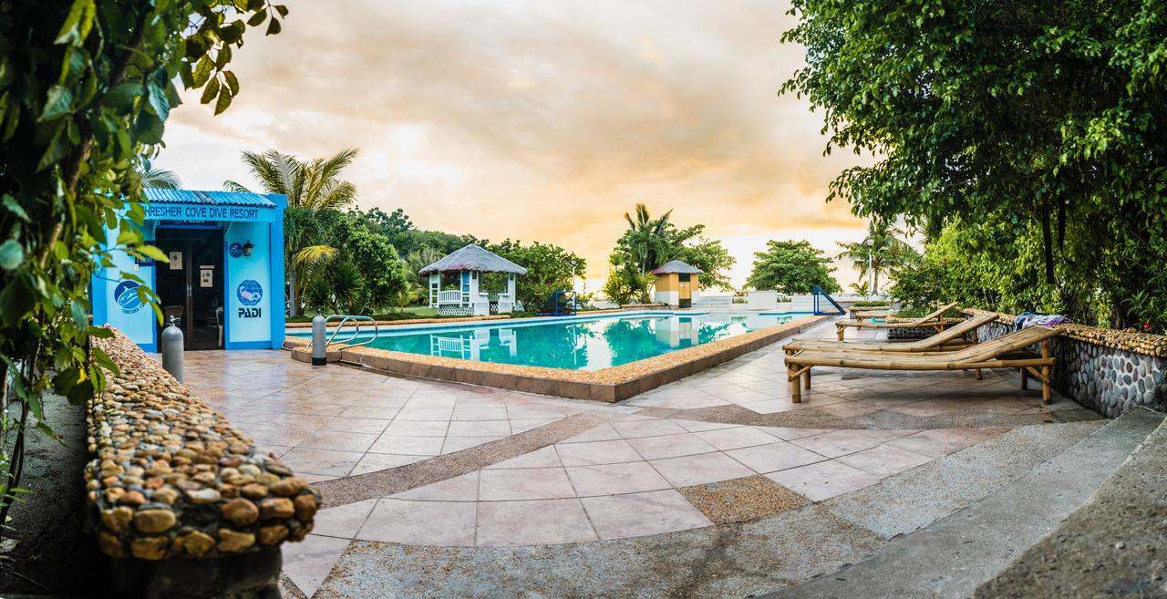 Thresher Cove Dive Resort Logon Dış mekan fotoğraf