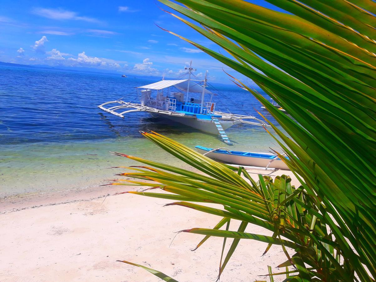 Thresher Cove Dive Resort Logon Dış mekan fotoğraf