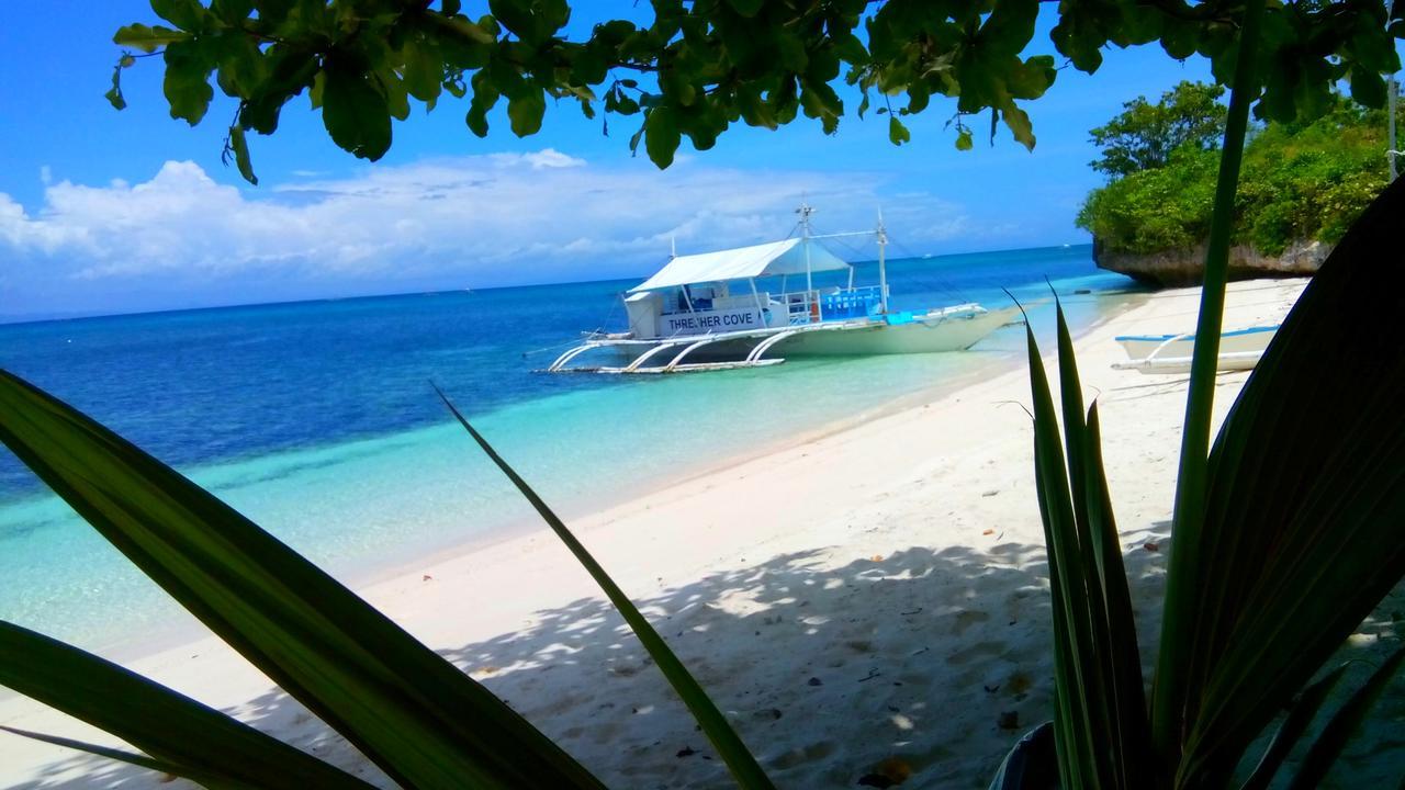 Thresher Cove Dive Resort Logon Dış mekan fotoğraf
