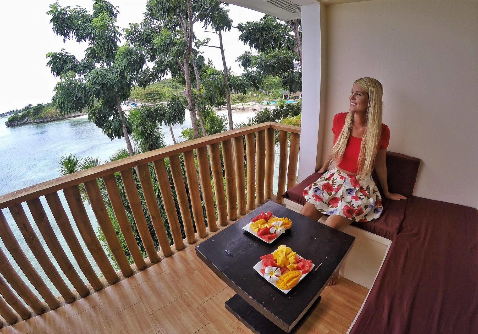Thresher Cove Dive Resort Logon Dış mekan fotoğraf